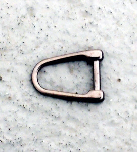 [가죽공예 금속장식] 삼각 고리 6mm 흑니켈